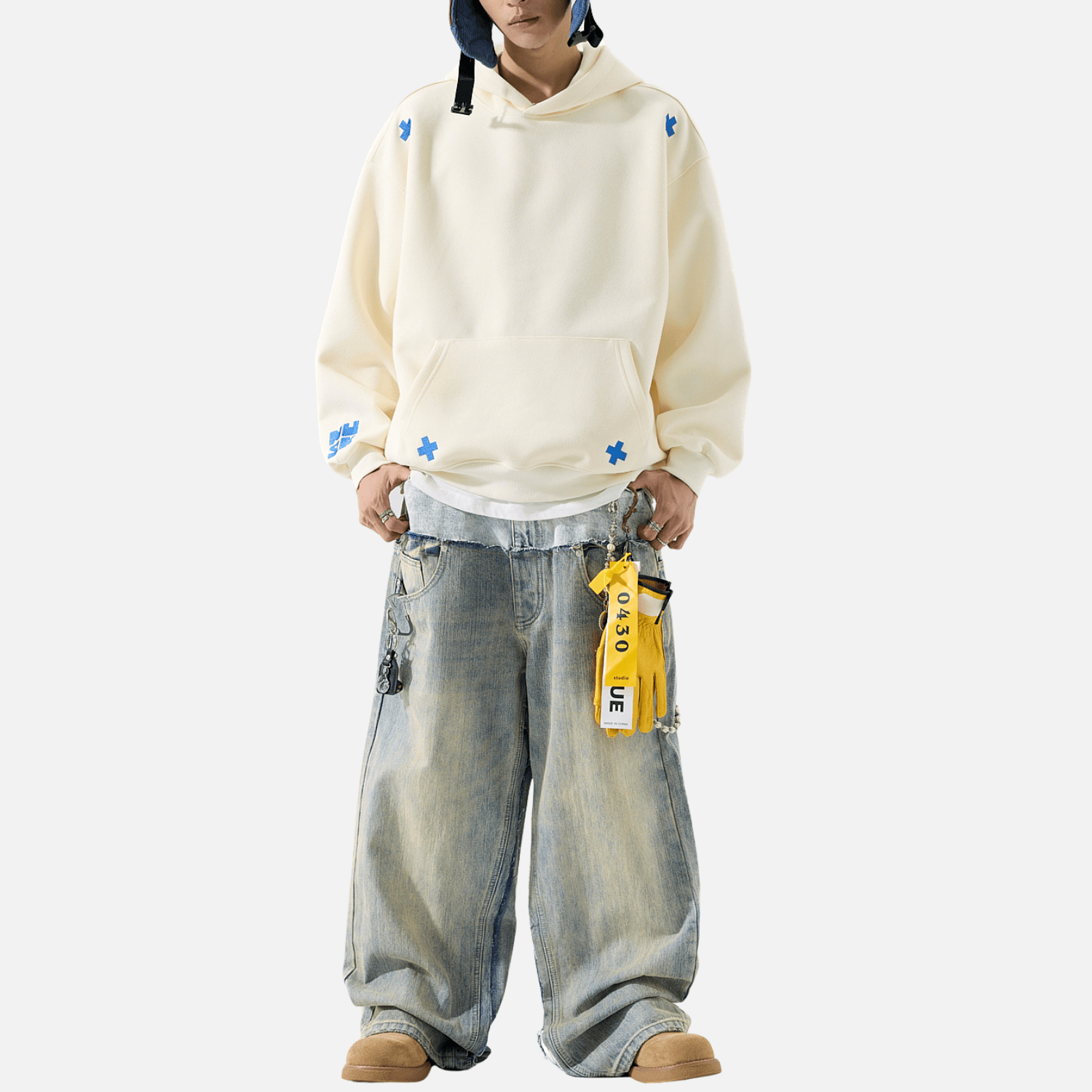 UrbanLaws Nakışlı Harf Patch Sweatshirt