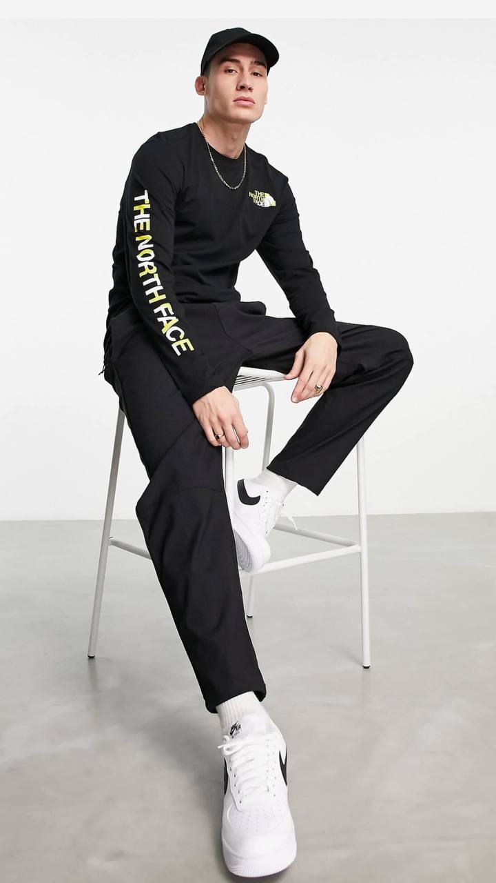 The North Face  Coordinates  Long-sleeved T-shirt